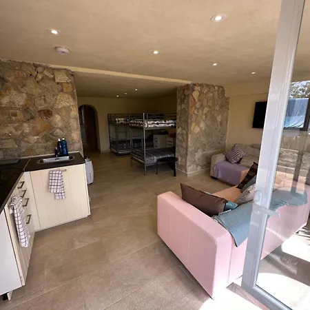 Port D'andratx Beautiful House, Swimming Pool & Jacuzzi 10-22 People *