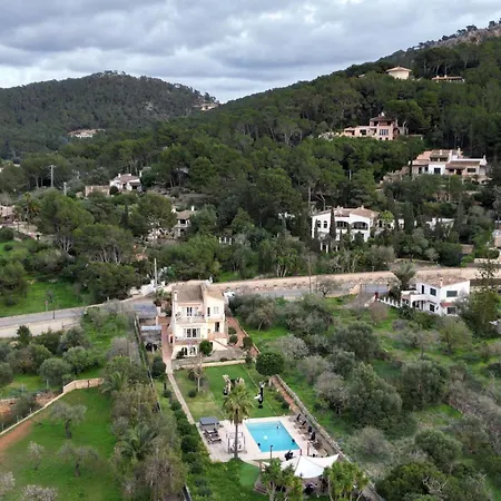Casa vacanze Port D'andratx Beautiful House, Swimming Pool & Jacuzzi 10-22 People