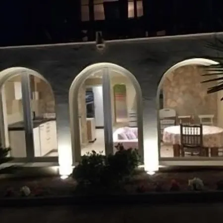 Port D'andratx Beautiful House, Swimming Pool & Jacuzzi 10-22 People Hébergement de vacances